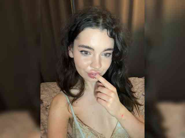 Emilyy19