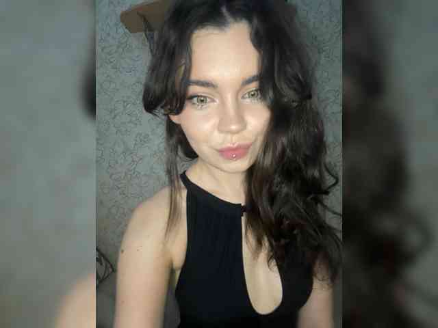 Model: Emilyy19