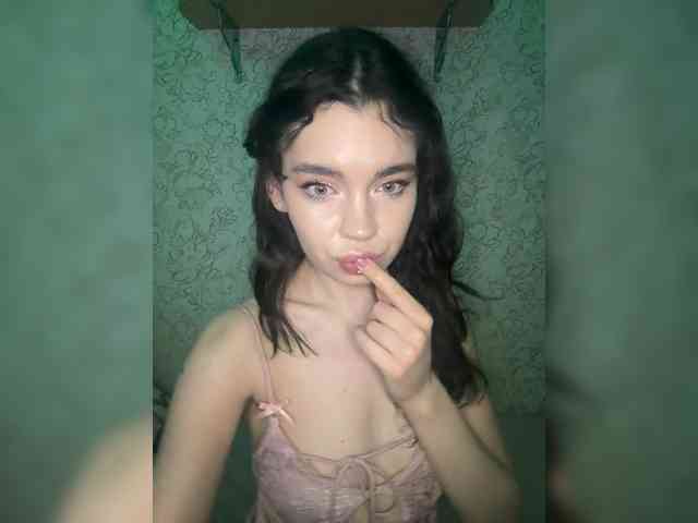 Emilyy19