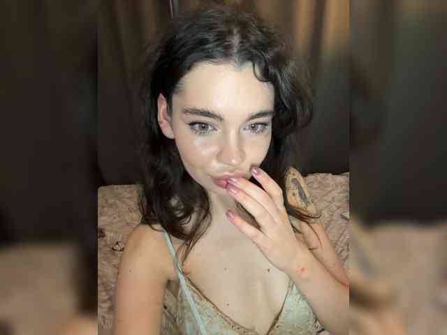 Emilyy19