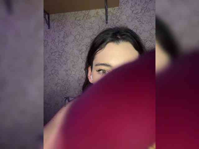 Model: Emilyy19