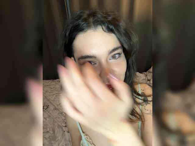 Emilyy19