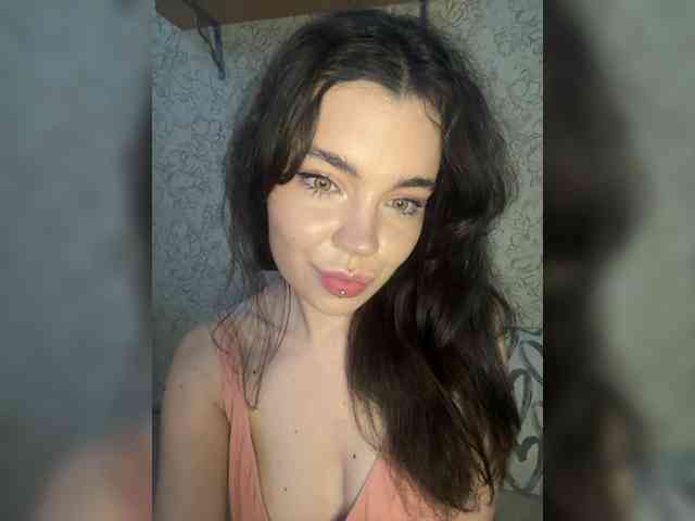 Emilyy19 webcam