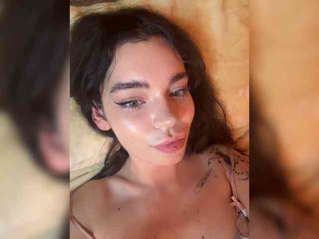 Emilyy19
