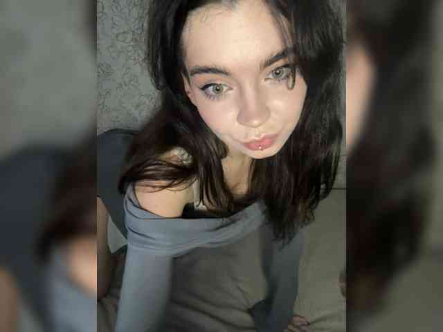 Model: Emilyy19