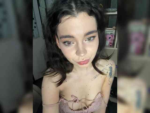 Emilyy19