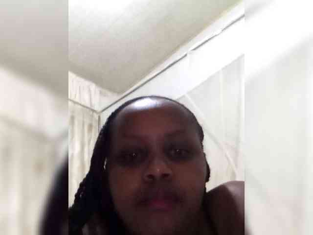 SweetBella-2 webcam