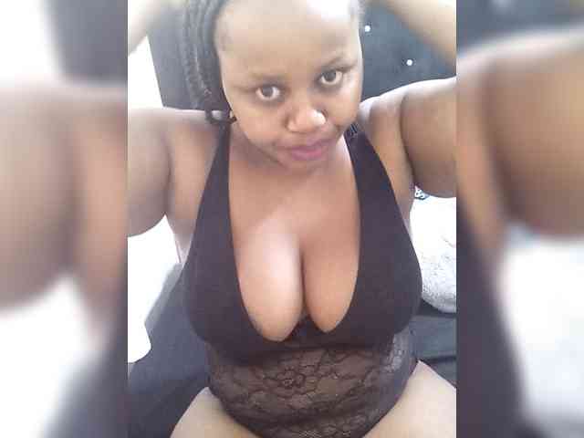 SweetBella-2 webcam