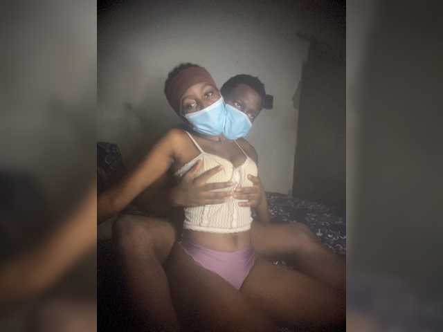 SlutttyDuo live cam on BongaCams