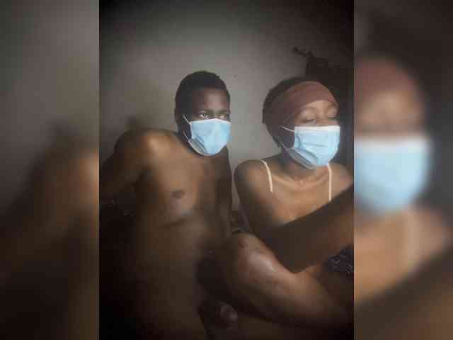 SlutttyDuo webcam