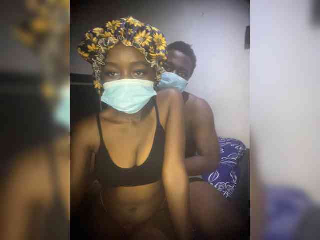 SlutttyDuo webcam