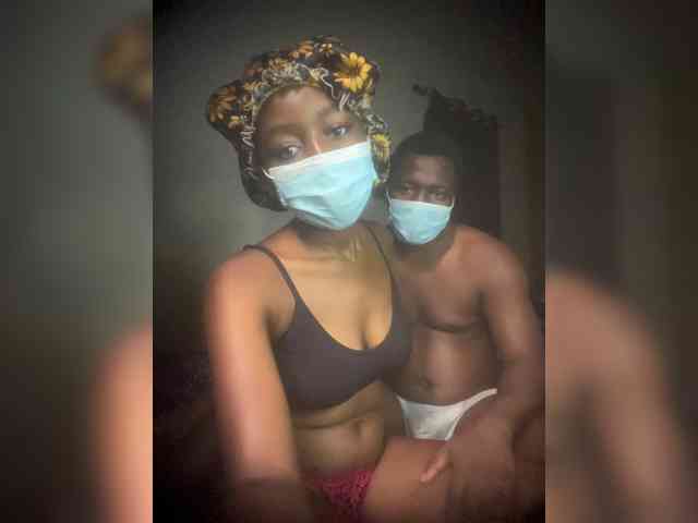 SlutttyDuo webcam