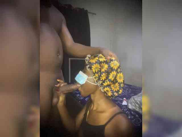 SlutttyDuo webcam