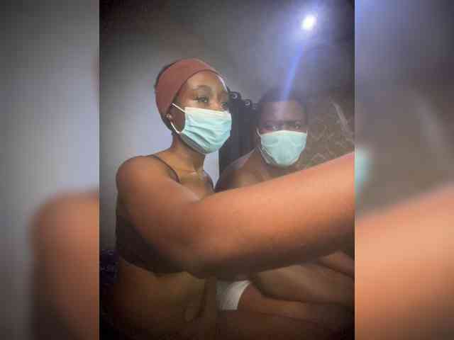 SlutttyDuo webcam