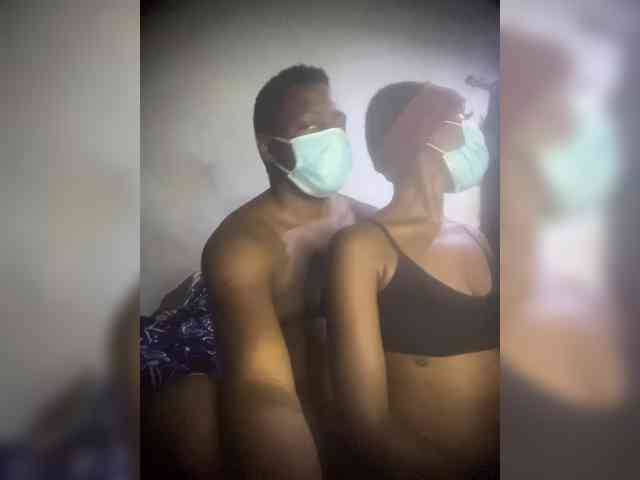 SlutttyDuo webcam