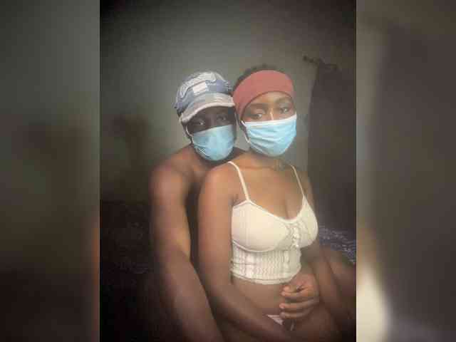 SlutttyDuo webcam