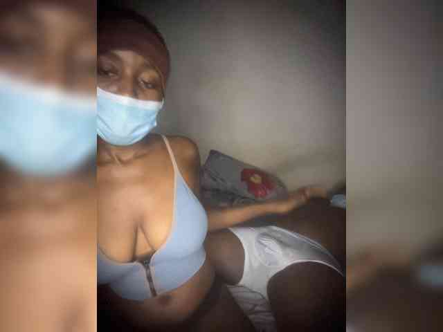 SlutttyDuo webcam