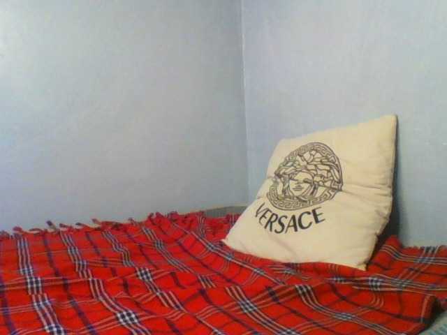 Evalyne, en vivo ahora en BongaCams