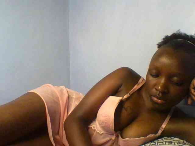 Evalyne webcam