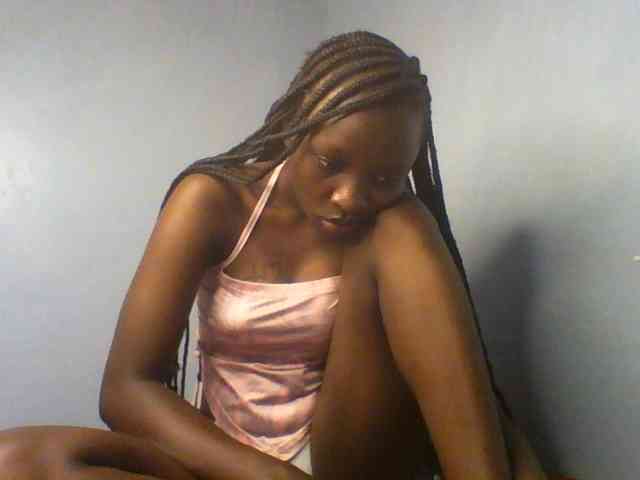 Evalyne Evalyne
