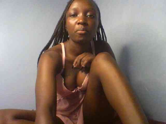 Model: Evalyne
