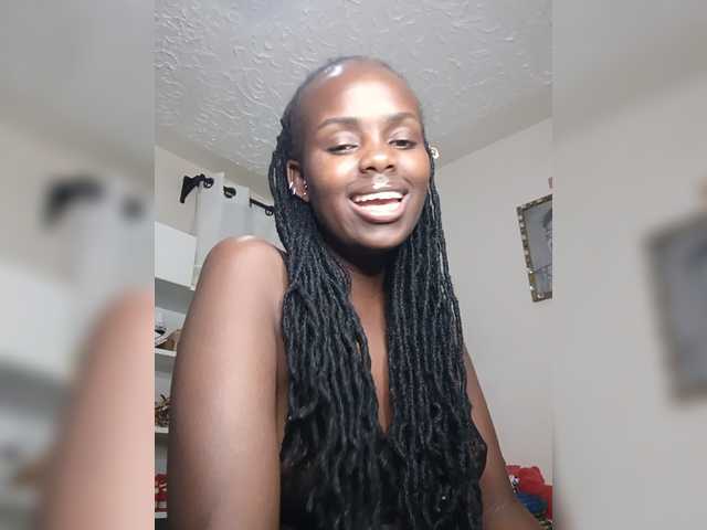 MidnightMuseX live cam on BongaCams