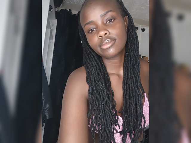 MidnightMuseX live cam on BongaCams