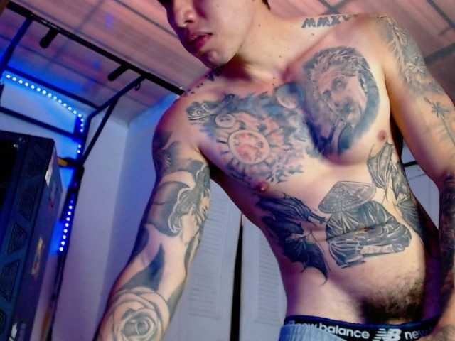 Adamtattoo