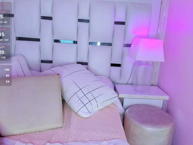 EmmaFoster live cam on BongaCams