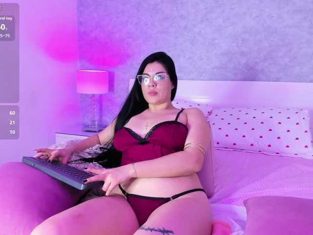 EmmaFoster live cam on BongaCams