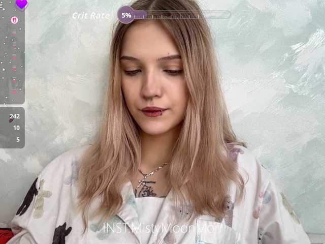 -MistyMoon- live cam on BongaCams