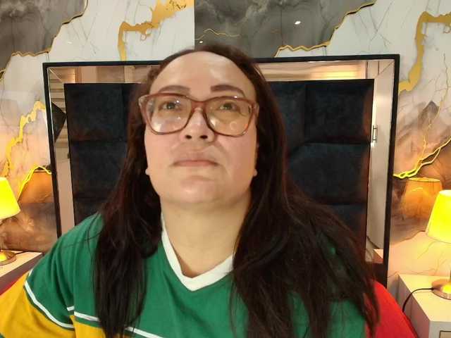ANGELIKSALAZAR