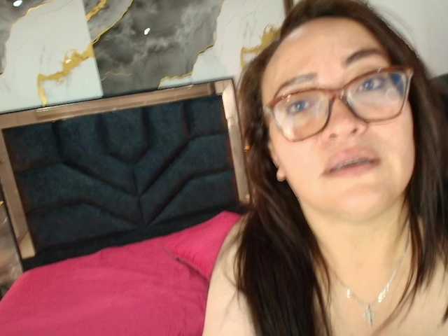 ANGELIKSALAZAR