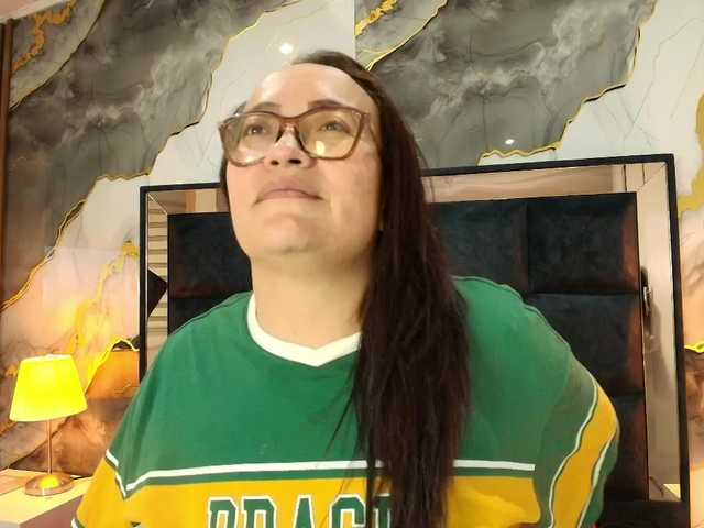 ANGELIKSALAZAR