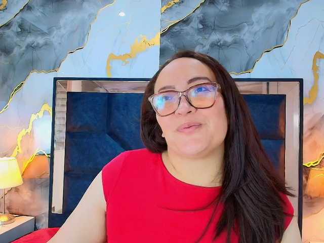 ANGELIKSALAZAR