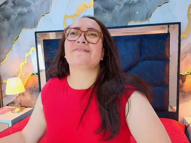 ANGELIKSALAZAR