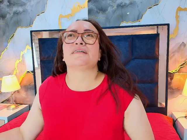 ANGELIKSALAZAR