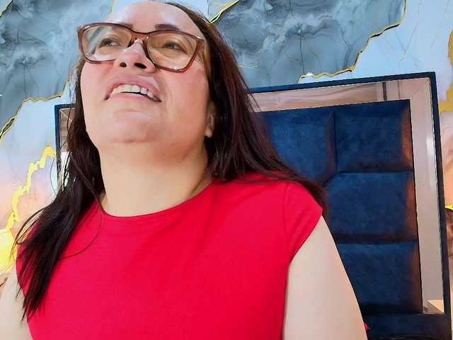 ANGELIKSALAZAR