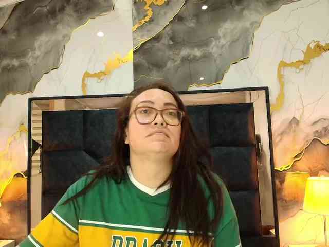 ANGELIKSALAZAR