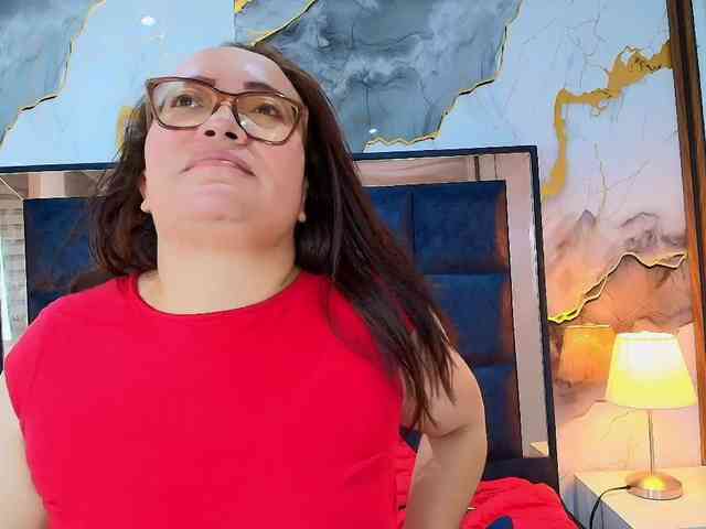 ANGELIKSALAZAR