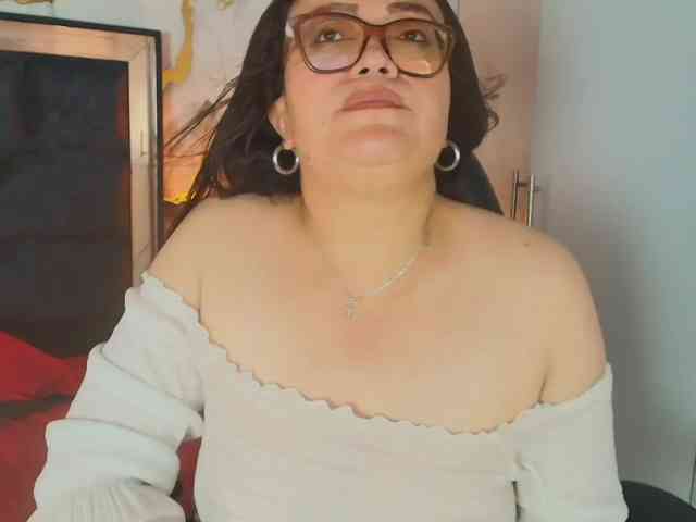 ANGELIKSALAZAR webcam
