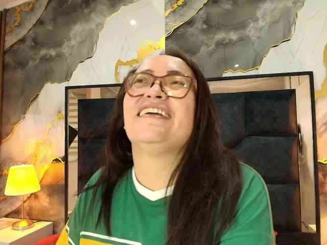 ANGELIKSALAZAR