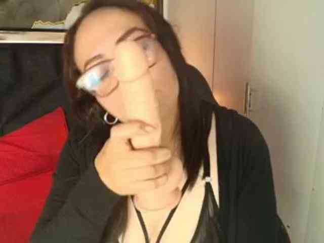 ANGELIKSALAZAR webcam