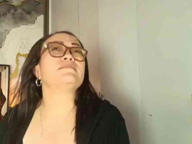 ANGELIKSALAZAR
