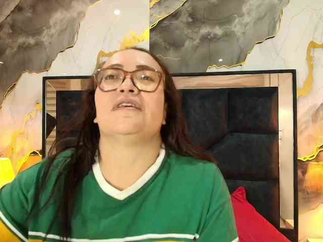 ANGELIKSALAZAR