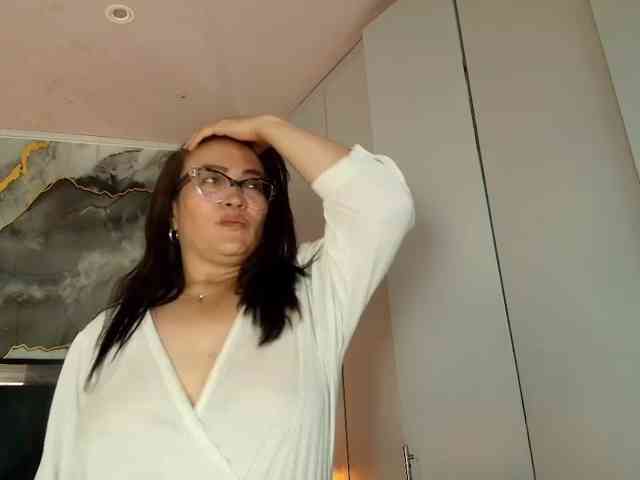 ANGELIKSALAZAR