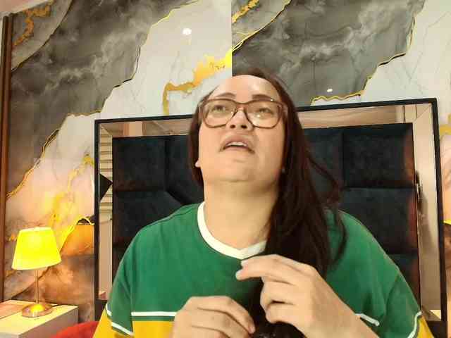 ANGELIKSALAZAR ANGELIKSALAZAR