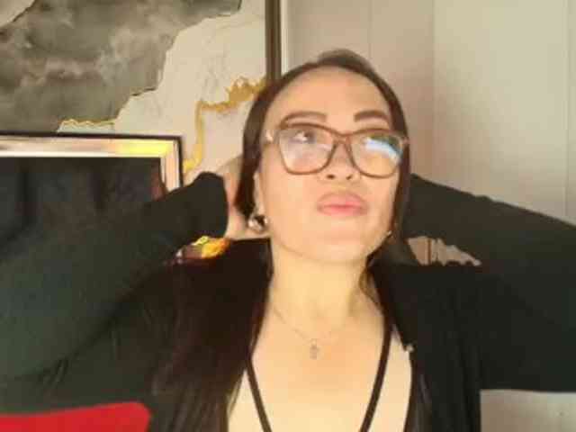 ANGELIKSALAZAR webcam