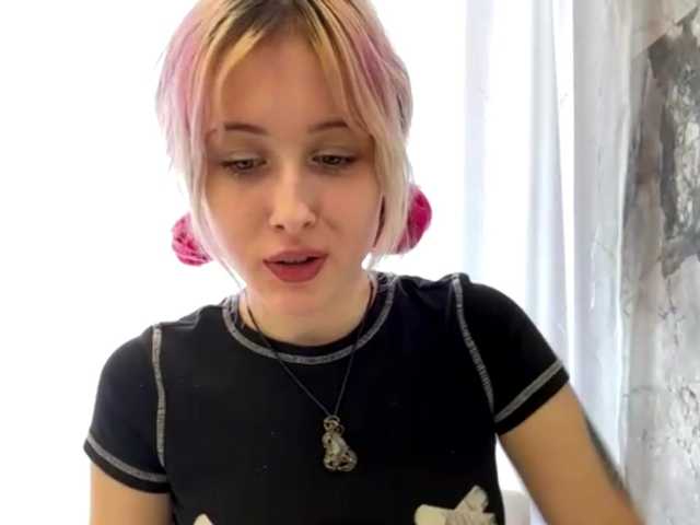 MichalMccahill live cam on BongaCams