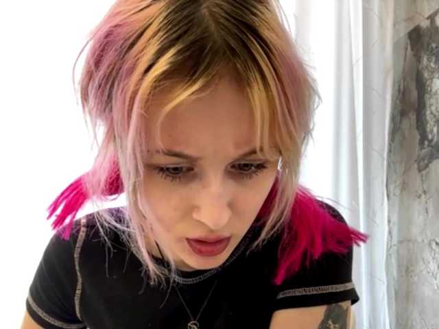 MichalMccahill live cam on BongaCams